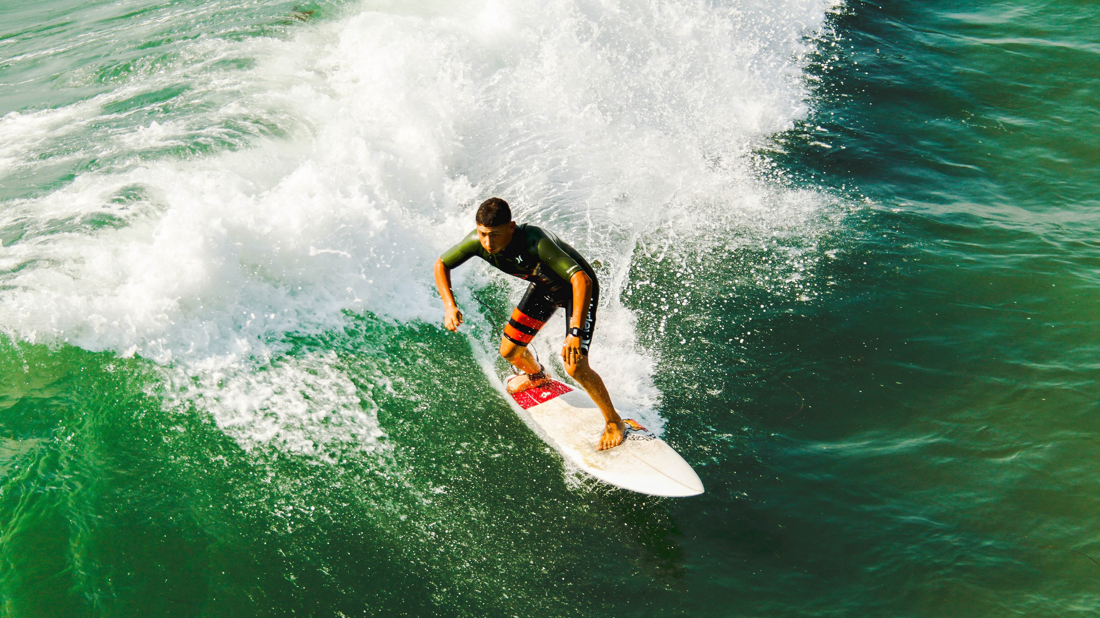 中国男子4×200米自由泳接力展现团队精神,男子4×200米自由泳接力决赛